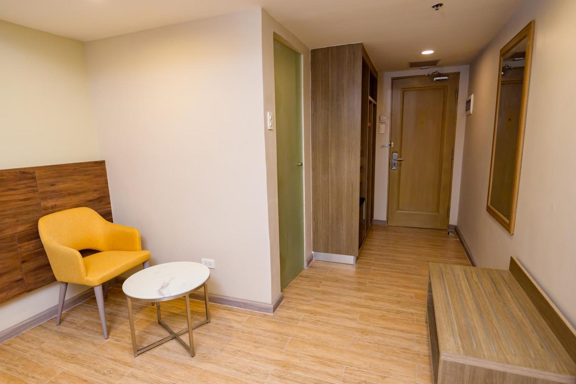Surestay Plus By Best Western Cebu City ภายนอก รูปภาพ