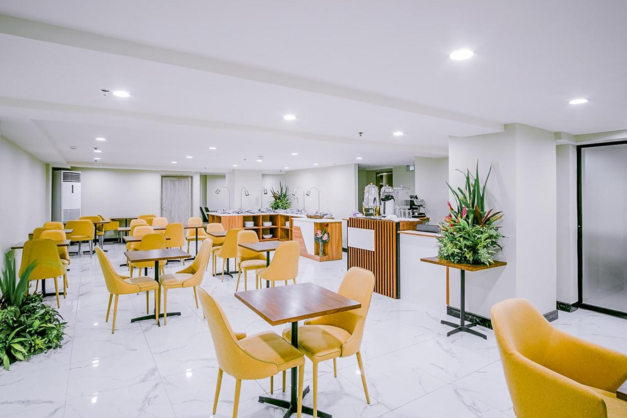 Surestay Plus By Best Western Cebu City ภายนอก รูปภาพ
