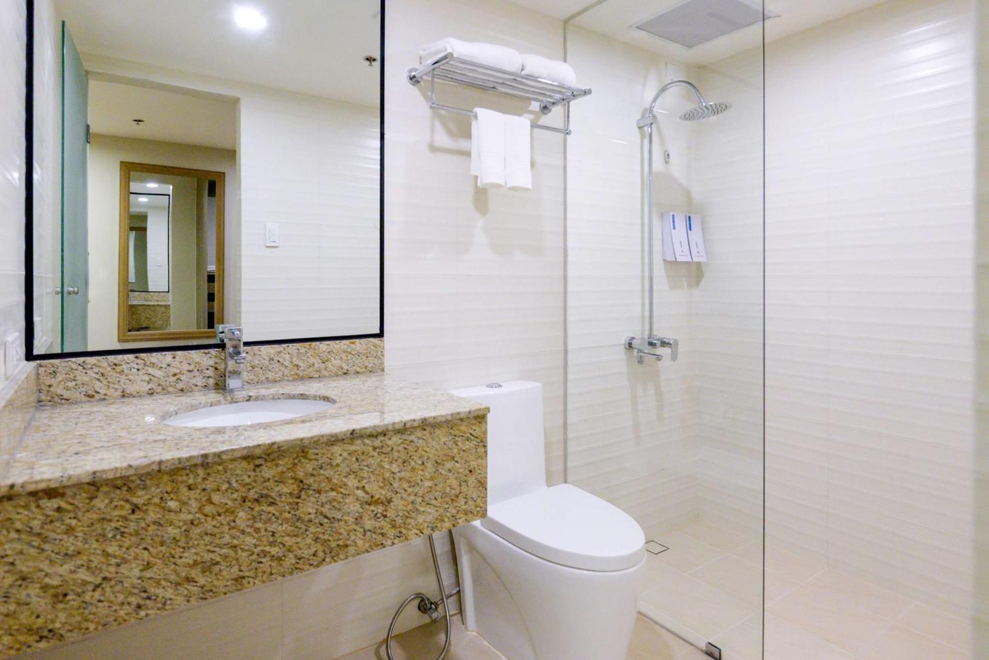 Surestay Plus By Best Western Cebu City ภายนอก รูปภาพ