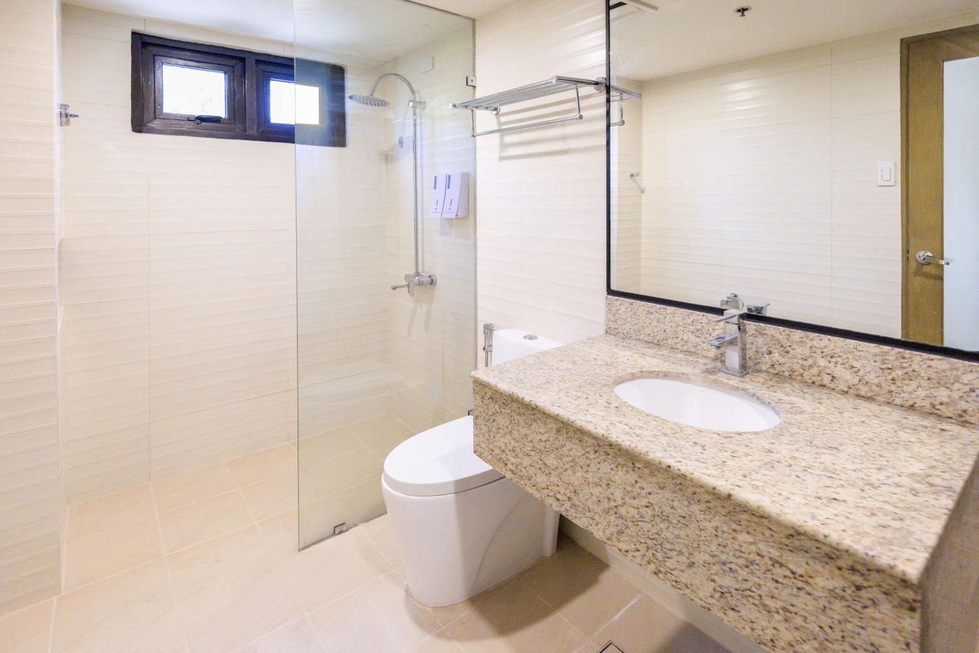 Surestay Plus By Best Western Cebu City ภายนอก รูปภาพ